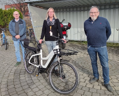 Mit der Windschutzscheibe kann ich bei Regen fast im Trockenen fahren -  Pedelec-Forum